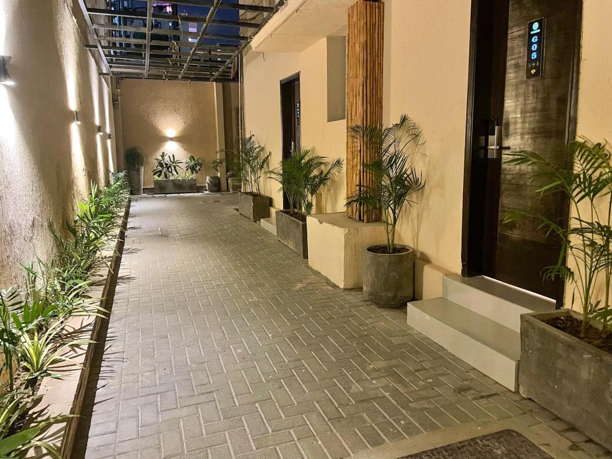 Hamsun Shahrah-E-Faisal Hotel Karachi Buitenkant foto