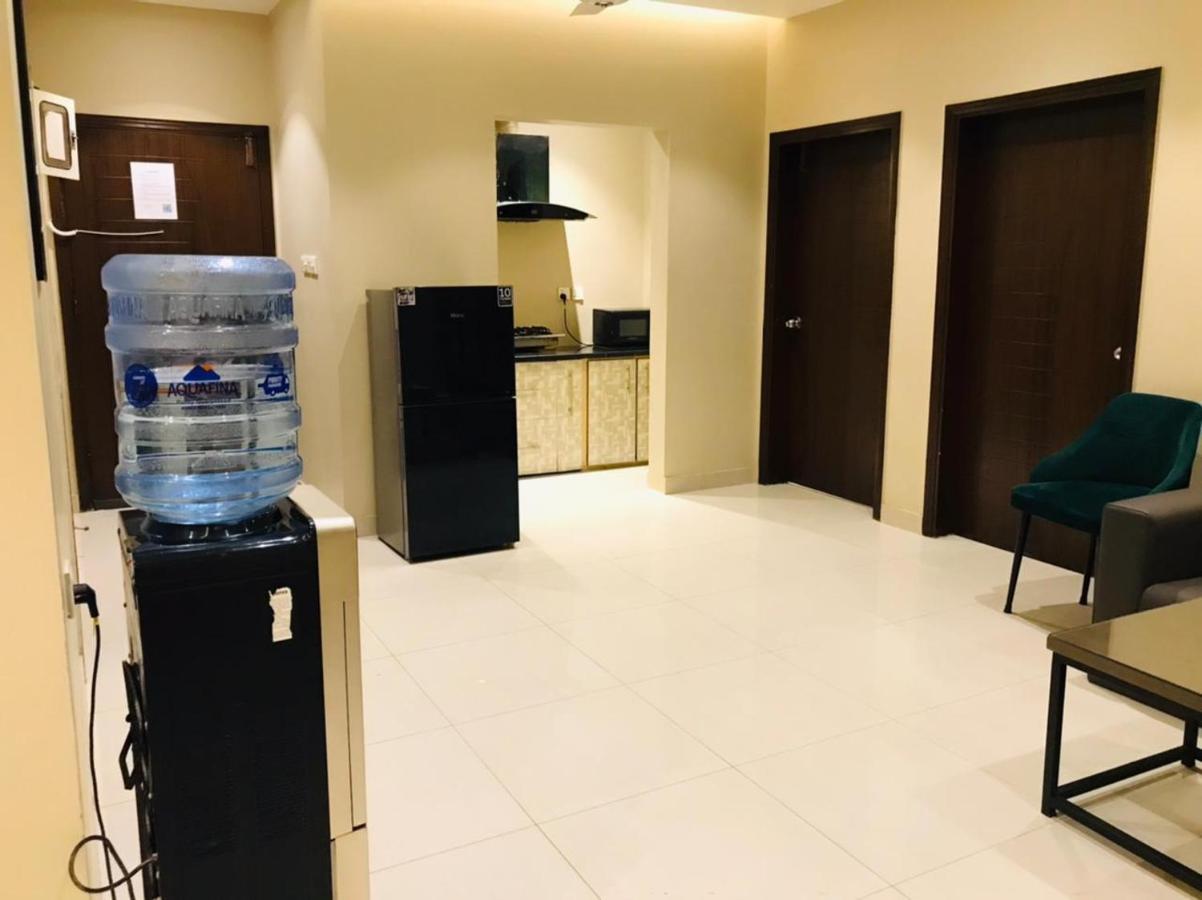 Hamsun Shahrah-E-Faisal Hotel Karachi Buitenkant foto